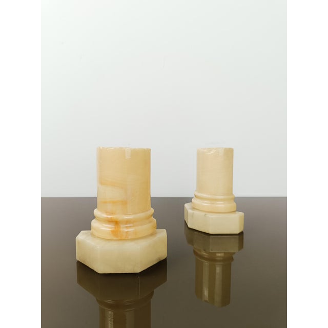 Beige Carved Alabaster Bookends from Volterra in the style of the Grand Tour, 1960s, Set of 2 For Sale - Image 8 of 14