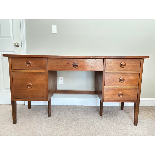 Brown Mid-Century Modern Executive Writing Desk by Stanley Furniture For Sale - Image 8 of 10