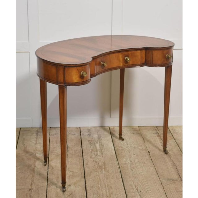Kidney-Shaped Lady's Dressing Table in Mahogany, 1890s For Sale - Image 10 of 10