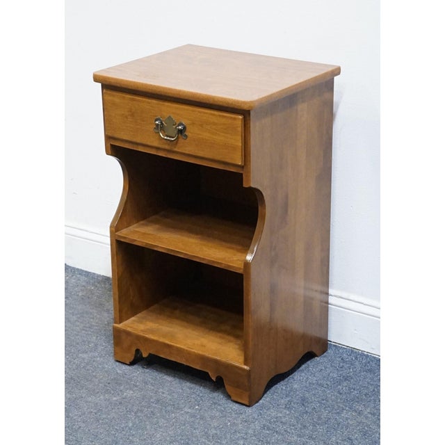 ETHAN ALLEN Heirloom Nutmeg Maple 17" Open Cabinet Nightstand 10-5046P Has the Formica top. 28.5" High 17" Wide 14" Deep...