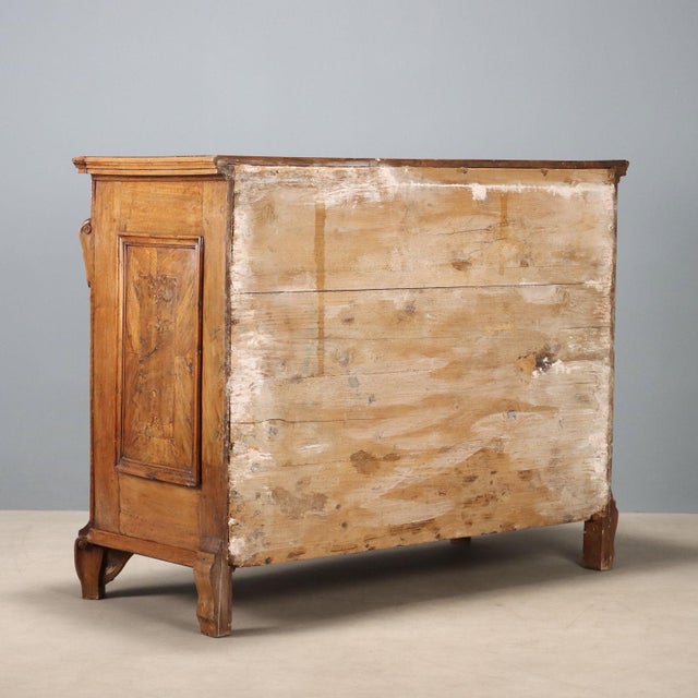 Antique Baroque Chest of 4 Drawers in Walnut, 18th Century For Sale - Image 12 of 13