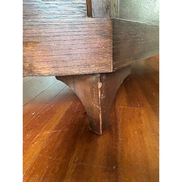 Early 20th Century Arts & Crafts Cedar-Lined Oak Trunk or Bridal Chest For Sale - Image 11 of 17
