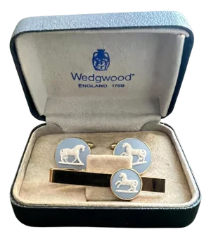 Vintage Royal British "Wedgwood" Jasper ware Gold Plate Cufflinks Circa 1980