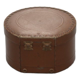 Brown Round Hat Box with Handle, 1920s For Sale