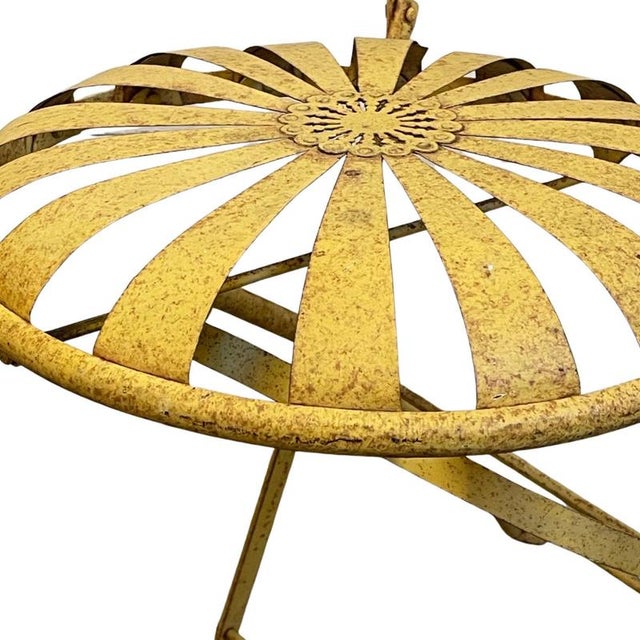 French Art Deco Sunburst Garden Chair by Francois Carre for Le Corbusier For Sale - Image 6 of 9