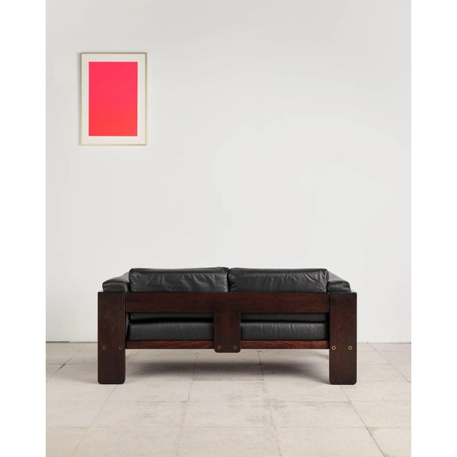 Bastiano Two-Seater Sofa in Mahogany and Black Leather by Afra and Tobia Scarpa for Gavina, Italy, 1960s For Sale - Image 6 of 18