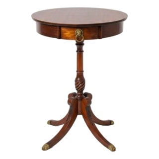 Federal Style Round Pedestal Side Table For Sale
