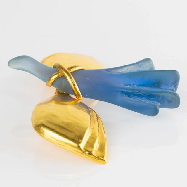 Antigona Paris Gilt Metal and Blue Resin Bird Brooch For Sale In Atlanta - Image 6 of 7
