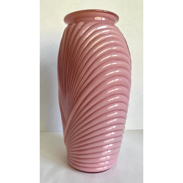 1980s Vintage Postmodern Deco Ribbed Pink Glass Vase For Sale - Image 5 of 10