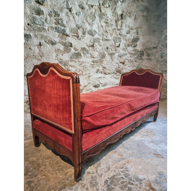 Antique Louis XV French Adjustable Beechwood Frame Daybed, 1920s For Sale - Image 14 of 18