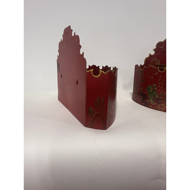 Metal Pair of Chinese Export Style Painted Tole Wall Pockets, Italian Mid Century For Sale - Image 7 of 9