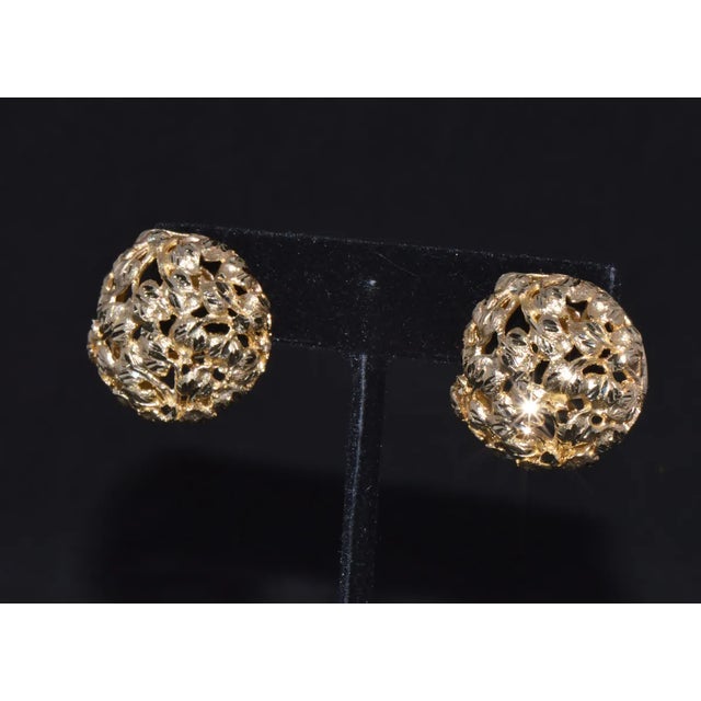 Gold Stunning SAK Italy 14K Solid Gold Faceted Cluster Earrings, A Pair For Sale - Image 8 of 9