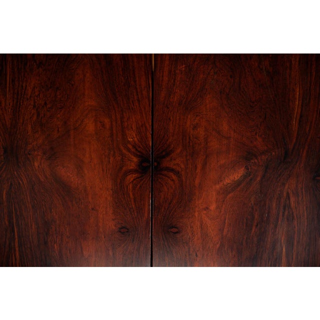 Bar Cart in Brazilian Rosewood (Jacarandá) by Sergio Rodrigues Brazil, 1960s For Sale - Image 11 of 14