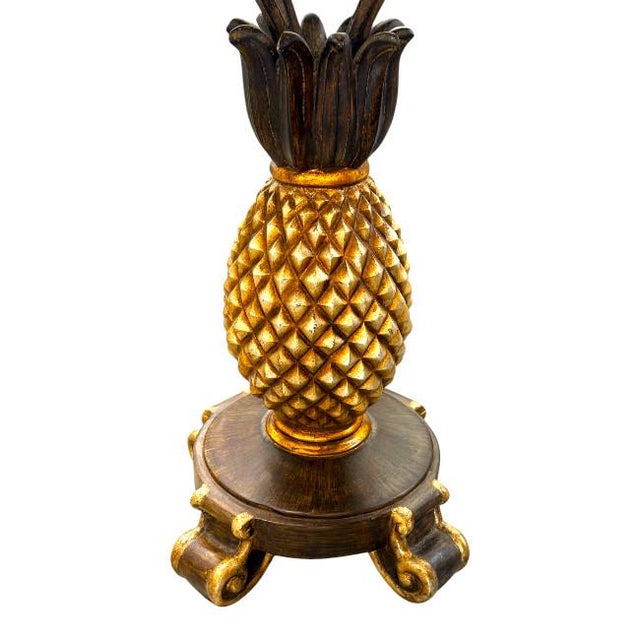 Hollywood Regency Vintage Hollywood Regency Faux Tortoiseshell Tray Top Pineapple Pedestal Accent Table For Sale - Image 3 of 7