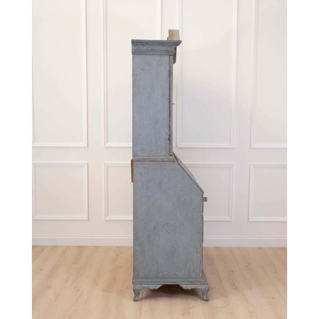 Wood Scandinavian 18th Century Blue-Painted Two-Part Bureau For Sale - Image 7 of 9