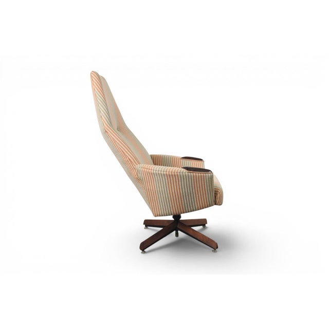 Adrian Pearsall Mid 20th Century Attributed to Adrian Pearsall Highback Swivel Lounge Chair For Sale - Image 4 of 9