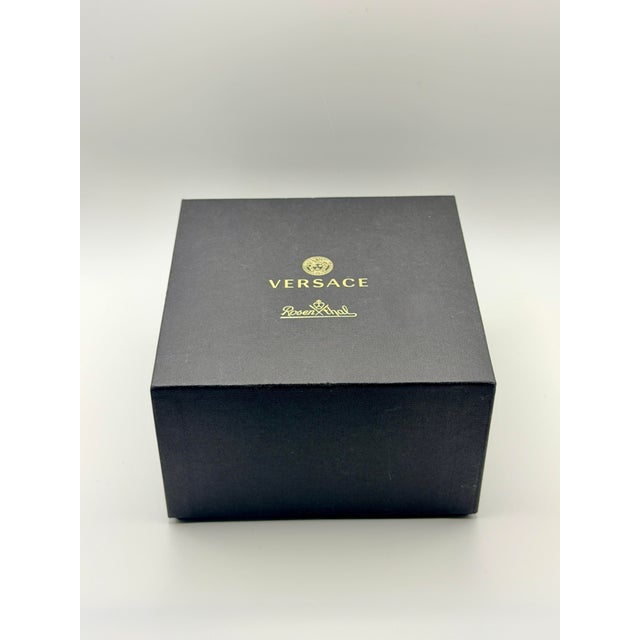 Ceramic New Versace Rosenthal “Le Jardin De Versace” Porcelain Scented Candle With Box & Authenticity Card For Sale - Image 7 of 7