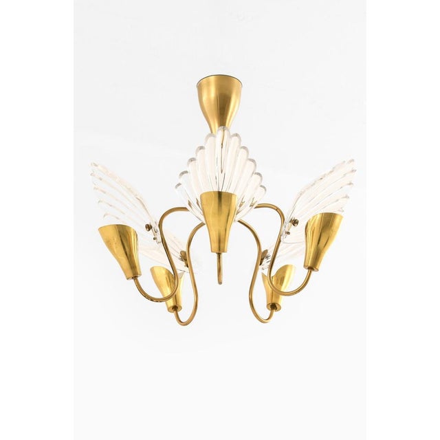 Carl Fagerlund Ceiling Lamp with Five Gracefully Curved Brass Arms attributed to Carl Fagerlund, 1950s For Sale - Image 4 of 12