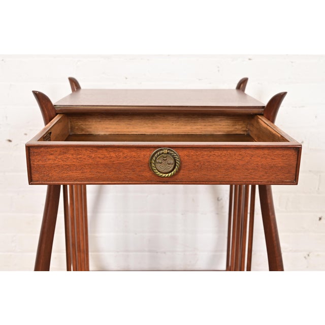 Wood Maslow Freen French Regency Louis XVI Carved Mahogany Nightstand or Occasional Side Table, Newly Refinished For Sale - Image 7 of 15