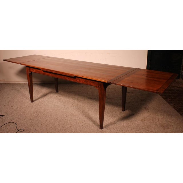 superb 19th century extending table in oak from France Very elegant extending table with straight legs which has beautiful...