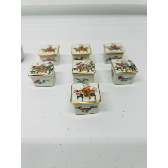 Qing Dynasty - 13 Antique Chinese Porcelain Enameled Salt Boxes For Sale - Image 4 of 8