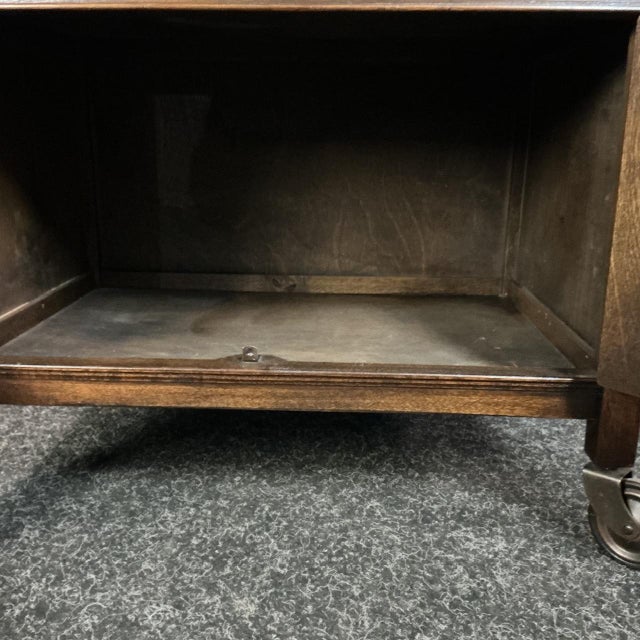 1960s Afternoon Tea Trolley in Oak, 1960 For Sale - Image 5 of 9