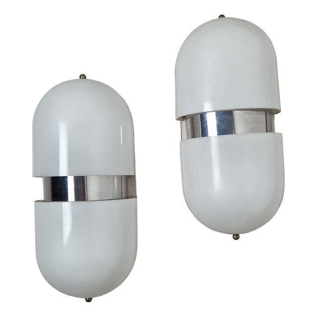 Vintage Wall Lamps in Burnished Brass, 1960s, Set of 2 For Sale
