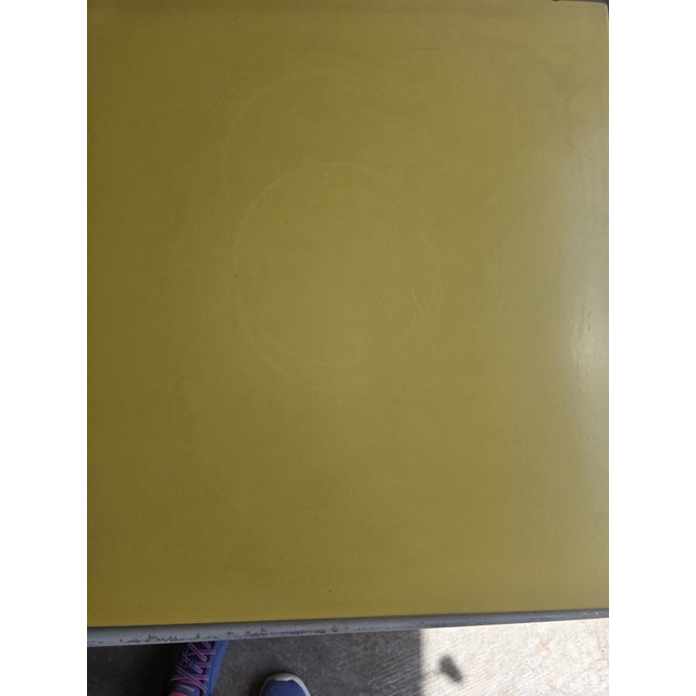 1970s Attributed to Richard Schultz Style Knoll Aluminum and Yellow Enamel Side-Coffee Table For Sale - Image 11 of 15