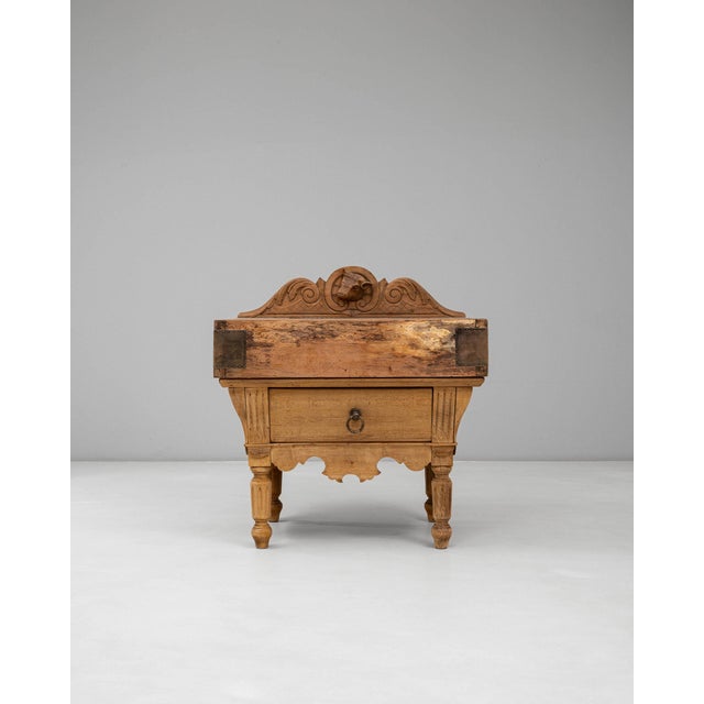 1900-1909 France Weathered Honey Oak Carved Oak Marble-Top Commode For Sale - Image 4 of 11