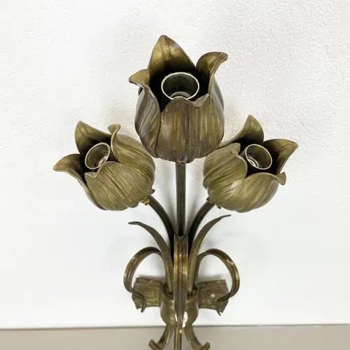 1970s Italian Flower Theatre Wall Light in the style of Gio Ponti, 1970s For Sale - Image 5 of 18