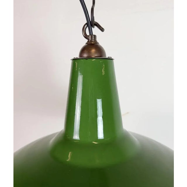 Mid-Century Modern Industrial Green Enamel Factory Pendant Lamp from Jackson Electrical Co., 1960s For Sale - Image 3 of 18