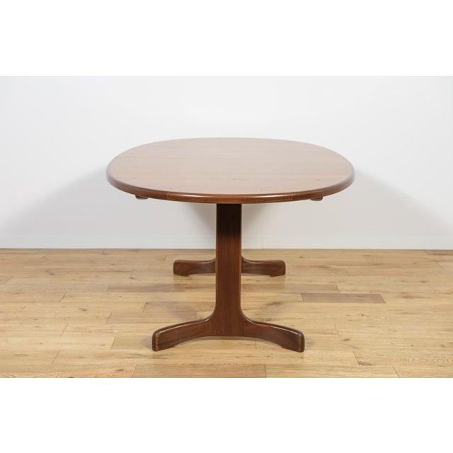 Mid-Century Oval Dining Table in Teak from G-Plan, United Kingdom, 1960s For Sale - Image 4 of 18