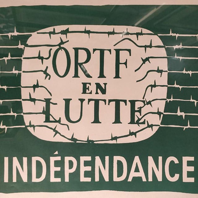 Old illustration of May 68 framed. Dimensions: Height: 52 cm - Width: 35 cm. This piece is designed in the style of the...