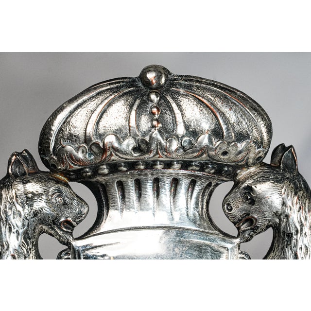 Regal Ornate Repousse Style Antique Silverplate Victorian Photo Picture Frame Lion Royalty Armorial For Sale In New York - Image 6 of 18
