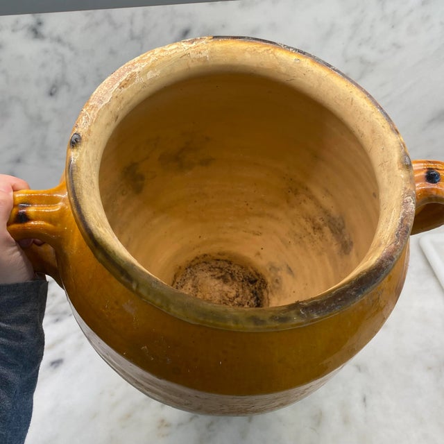 Ceramic French Confit Pot With Yellow Glaze From the 19th Century #7917 For Sale - Image 7 of 8