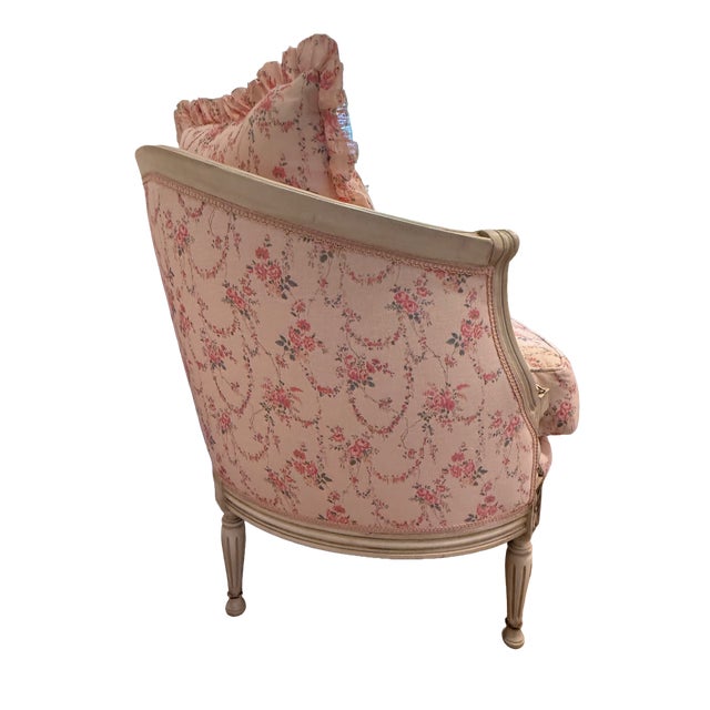 Late 20th Century Gorgeous 20th Century French Settee With New LoveShackFancy Linen Upholstery For Sale - Image 5 of 9