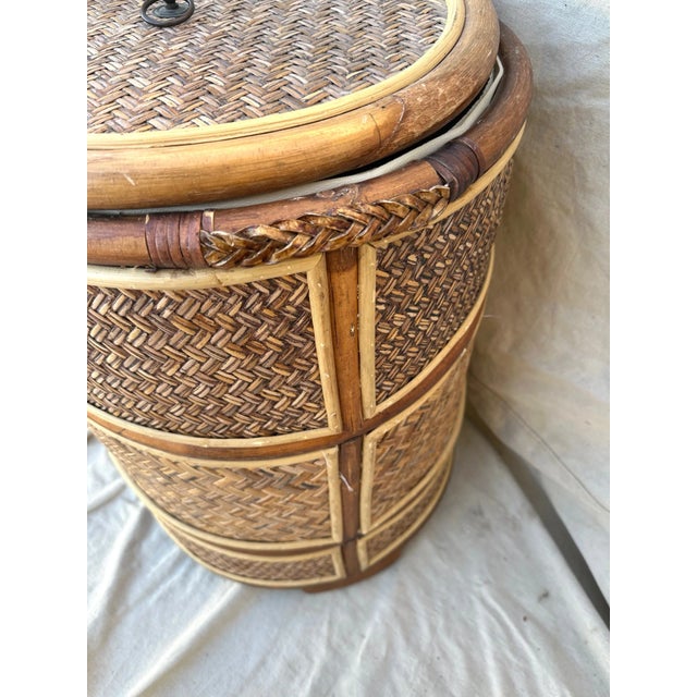 Coastal Bent Bamboo/Rattan Hamper For Sale - Image 4 of 9