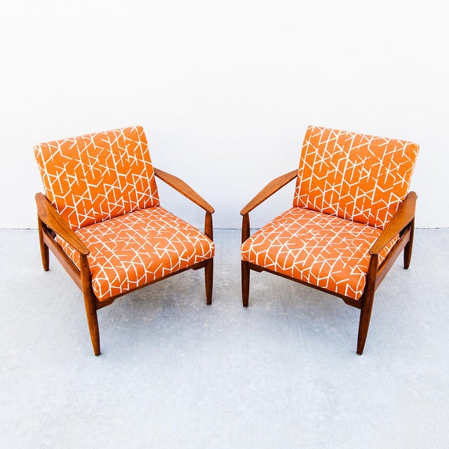 Restored 1960s Mid Century Modern Studio Crafted Oak Lounge Chairs For Sale - Image 12 of 18