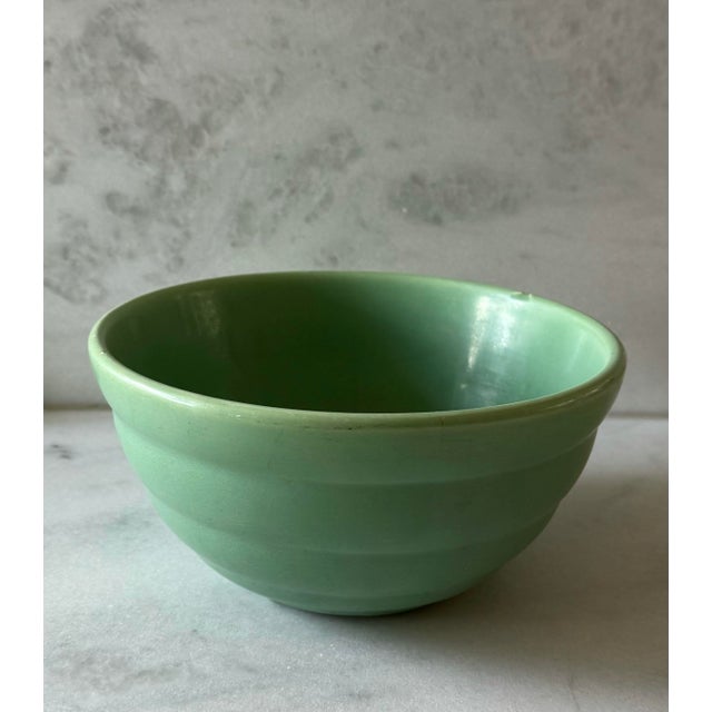 Bauer Set of 2 Nesting Bauer Beehive Mixing Bowls For Sale - Image 4 of 9
