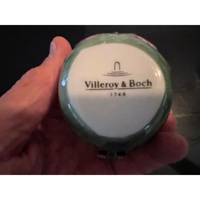 Villeroy & Boch 1950s Villeroy & Boch 1748 Elf Toymaker Hinged Hand Painted Trinket Box For Sale - Image 4 of 5