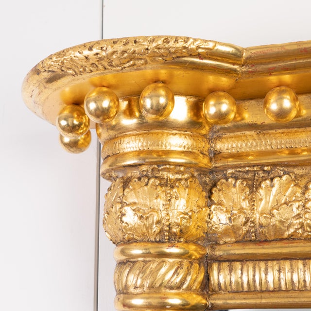 American Sheraton Gilt Gesso Tabernacle Mirror, Attributed to Waterhouse, Circa 1810 For Sale - Image 3 of 5