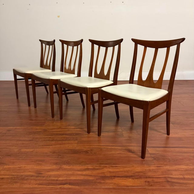 Mid 20th Century G-Plan Brasilia Mid-Century Teak Dining Chairs Set of 4 For Sale - Image 5 of 7