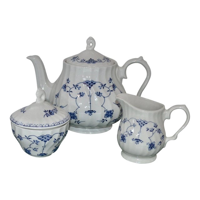 Vintage Churchill "Finlandia" Swirl England Teapot, Creamer, Sugar Bowl W/Lid For Sale