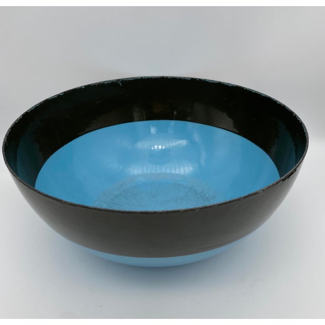 Mid-Century Modern Danish Modern Krenit Style Enamel Bowl in Turquoise and Black For Sale - Image 3 of 10