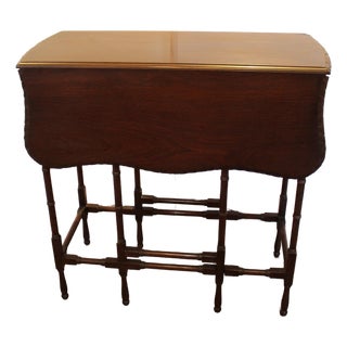 Early 20th Century Edwardian Period English Drop End Side Table For Sale