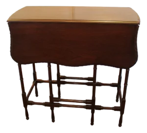 Early 20th Century Edwardian Period English Drop End Side Table