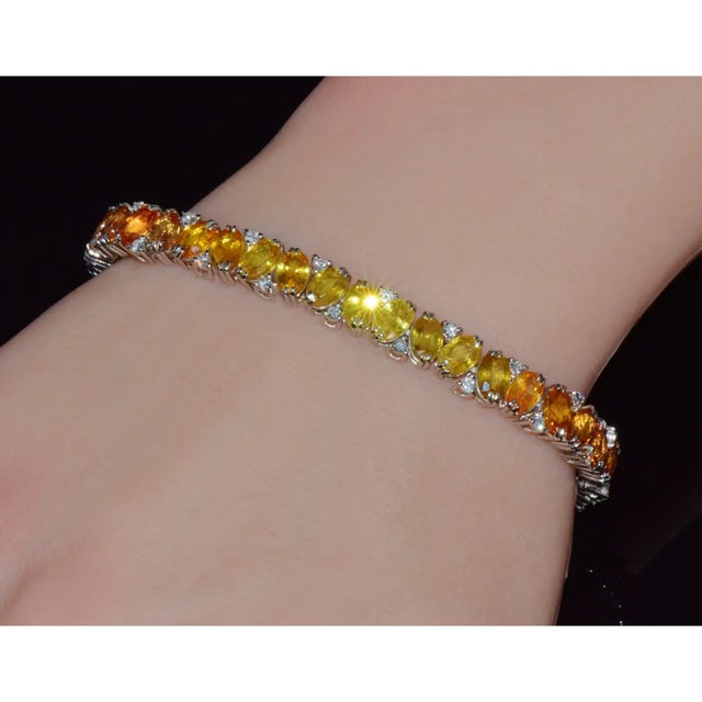 Certified Natural 26.80cts vs F Diamond Sunset Gradient Sapphire 18k Solid Gold Tennis Stacking Bracelet For Sale - Image 9 of 15