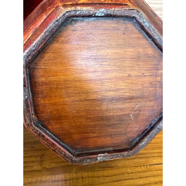 Maroon Antique Chinese Red and Gold Lacquer Octagonal Tiered Wedding Box For Sale - Image 8 of 12