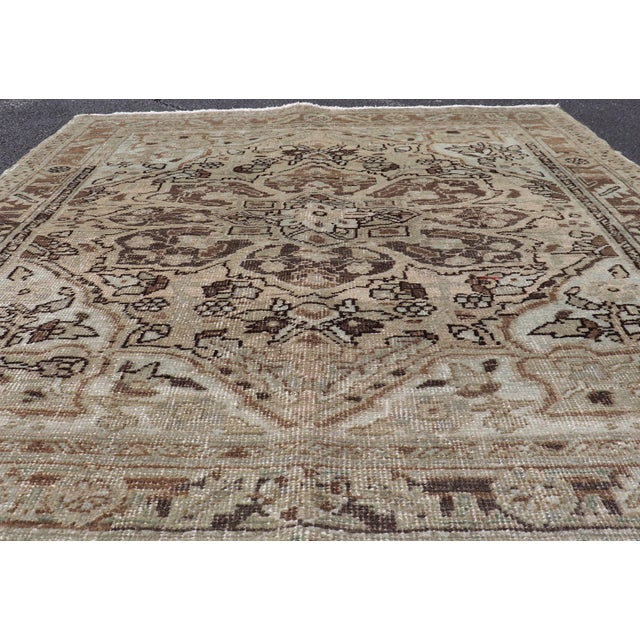 Persian Heriz Rug With Large Central Medallion and Faded Earth-Tone Palette 3'10 X 4'6 For Sale In Atlanta - Image 6 of 11