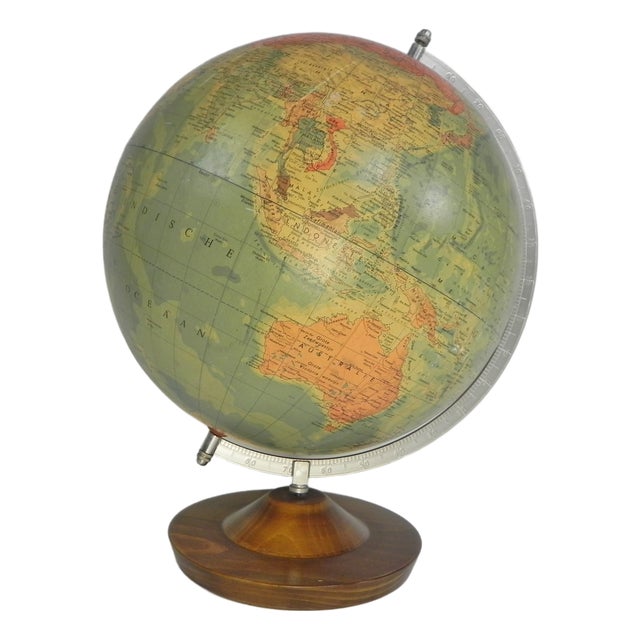 Rath Globe in Papier-Mâché on Wooden Base, 1975 For Sale
